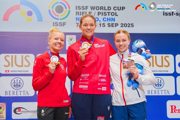 射击世界杯宁波站｜挪威选手女子50米步枪三姿摘金