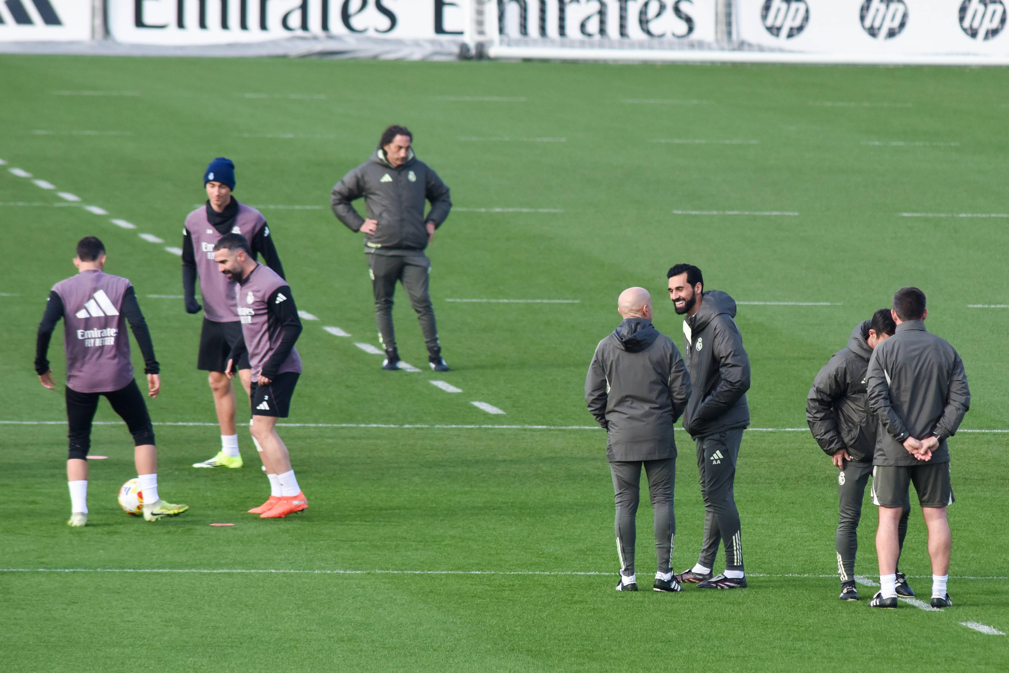 百家乐游戏-姆巴佩想要金球奖，年轻的阿韦洛亚会是他的“帮手”么